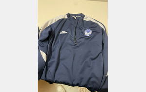 VESTE ELDIRA COMMER S trouvé à Louis BOUILLET