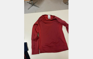 sous maillot petite taille trouvé à Louis Bouillet