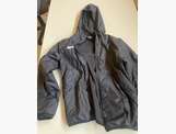 VESTE NIKE TAILLE S 128 137 CM RANGEMENT LOUI BOUILLET 7 12 2024